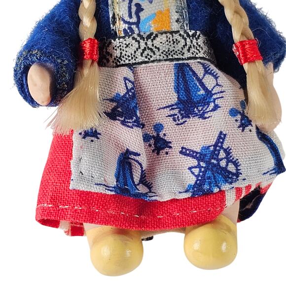 Vintage Dutch Girl Keychain Doll in Traditional Dress Braids Wooden Shoes 3" - Picture 11 of 11